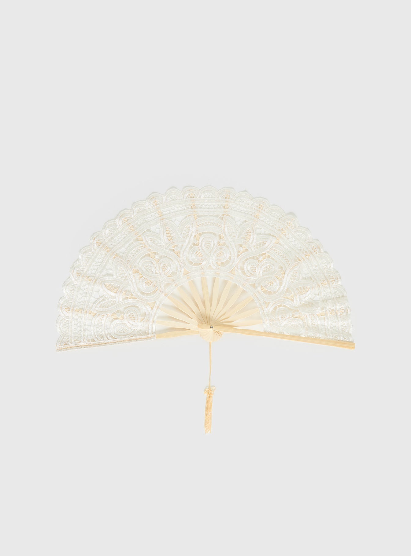 Bossa Nova Lace Fan Beige