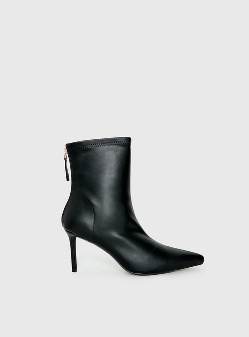 Billini Brighton Pointed Toe Boots Black