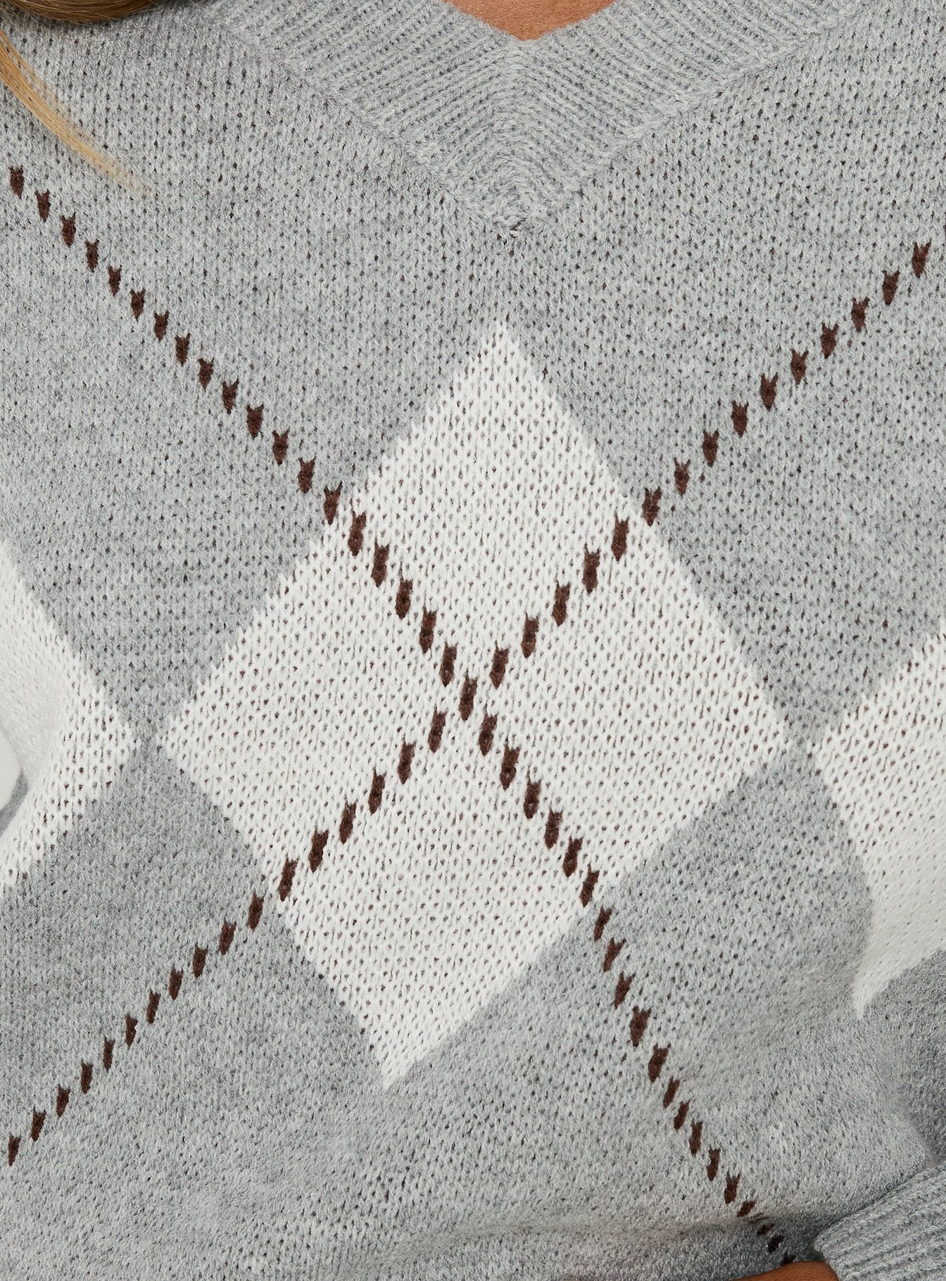 Alaskie V Neck Jumper Grey Argyle