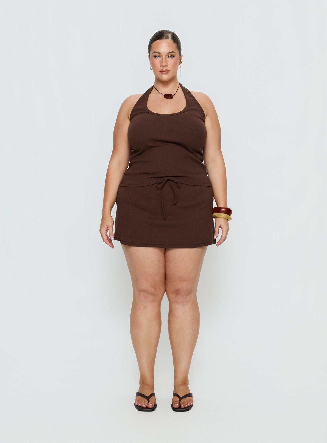 Baseline Scoop Halter Rib Tank Brown Curve