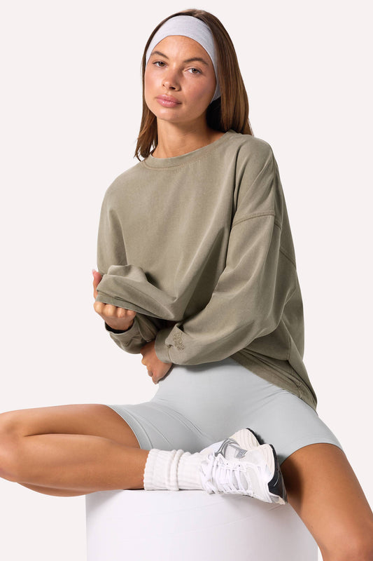 Acid Wash Long-Sleeve Oversized T-Shirt in Light Green