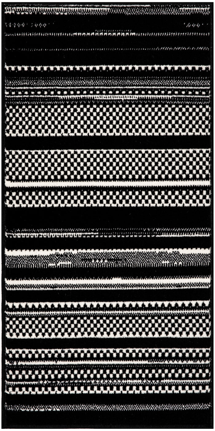 Nourison Home - Grafix Black/White Area Rug GRF41