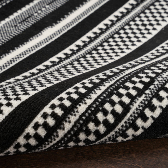 Nourison Home - Grafix Black/White Area Rug GRF41