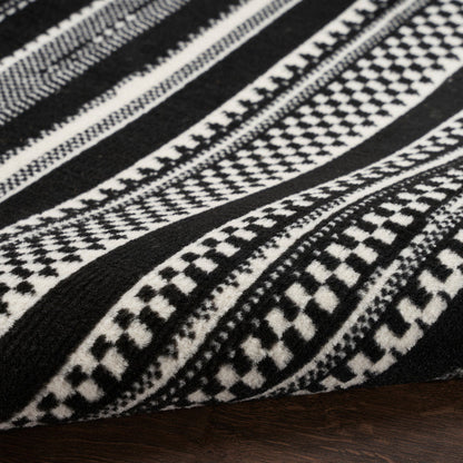 Nourison Home - Grafix Black/White Area Rug GRF41
