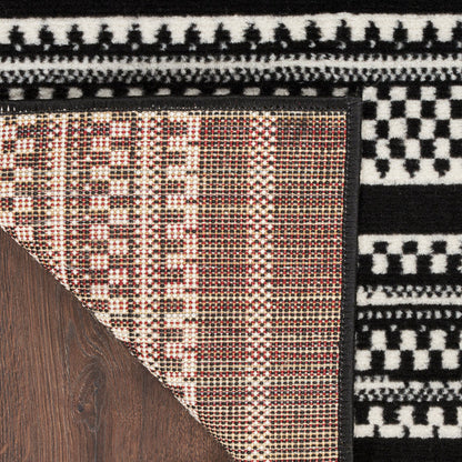 Nourison Home - Grafix Black/White Area Rug GRF41